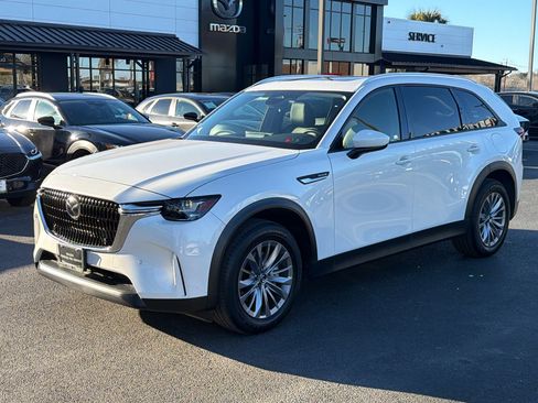 Certified 2025 MAZDA CX-90 3.3 Turbo w/ Preferred Package image 4