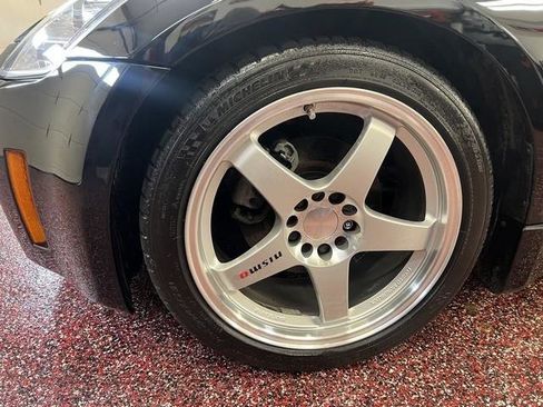 Used 2004 Nissan 350Z Touring image 10