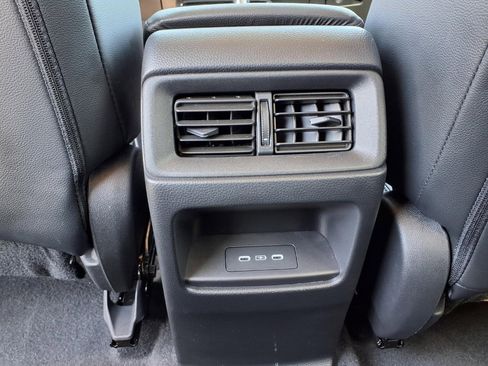 Used 2024 Honda CR-V EX-L image 12