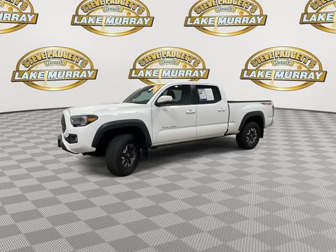 Used 2022 Toyota Tacoma TRD Off-Road w/ Advanced Technology Package AWD/4WD image 7