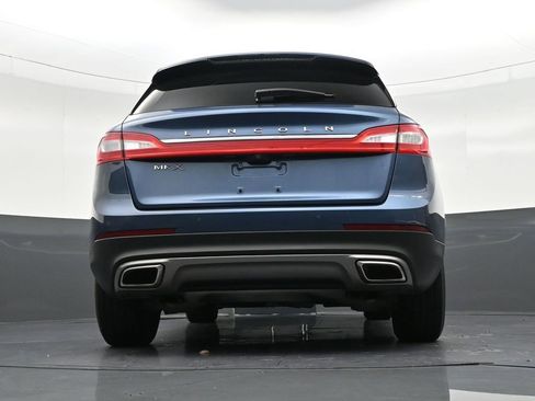 Used 2018 Lincoln MKX Select w/ Select Plus Package image 28