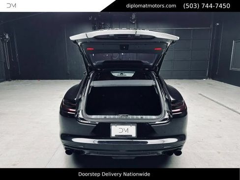 Used 2018 Porsche Panamera 4S AWD/4WD image 50