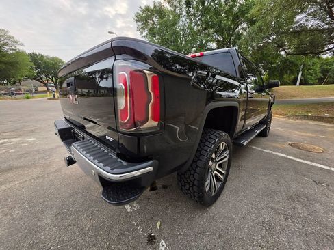 Used 2018 GMC Sierra 1500 SLT AWD/4WD image 37