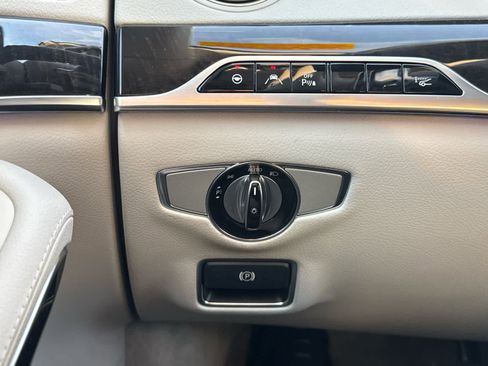 Used 2016 Mercedes-Benz S 550 Sedan image 29