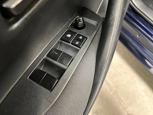 Used 2024 Toyota Corolla LE FWD image 12