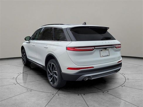 New 2026 Lincoln Corsair Reserve image 8