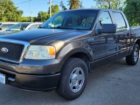 Used 2007 Ford F150 XLT RWD image 1