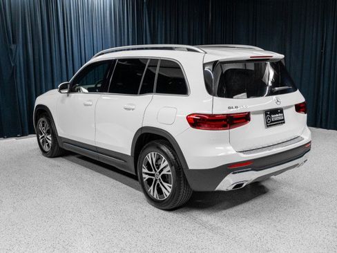 New 2026 Mercedes-Benz GLB 250 image 9