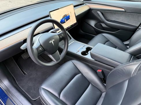 Used 2022 Tesla Model 3 image 14