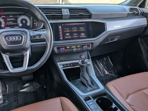 Used 2022 Audi Q3 2.0T Premium w/ Convenience Package image 9