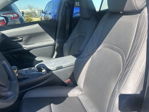 Used 2023 Lexus UX 250h FWD w/ Accessory Package (Z2) image 6