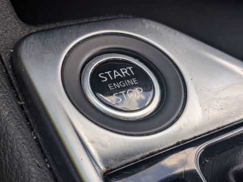 Used 2025 Nissan Sentra SV FWD image 26