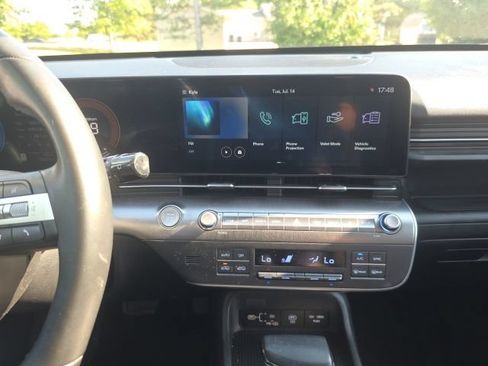 Used 2024 Hyundai Kona SEL AWD/4WD image 21