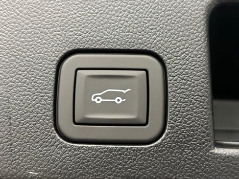 New 2026 GMC Terrain Elevation w/ Elevation Premium Package AWD/4WD image 12