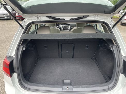 Used 2015 Volkswagen Golf SE FWD image 21