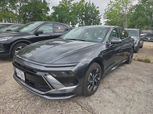 Used 2025 Hyundai Sonata SEL FWD image 1