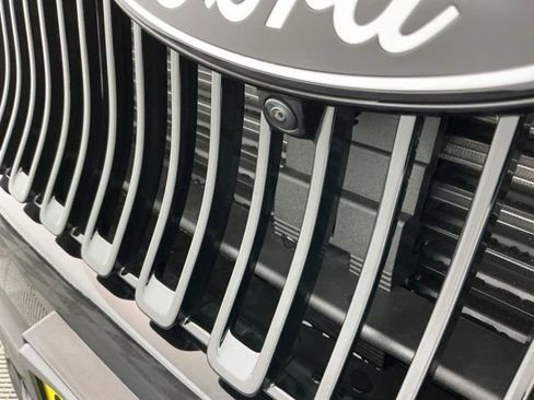 New 2025 Ford Maverick Lobo image 11