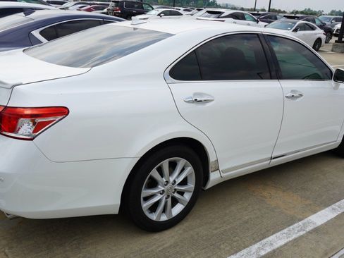 Used 2012 Lexus ES 350 FWD image 4