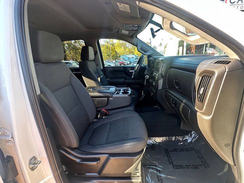 Used 2019 Chevrolet Silverado 1500 Custom Trail Boss w/ Custom Convenience Package image 21