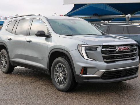 Used 2025 GMC Acadia Elevation FWD image 1
