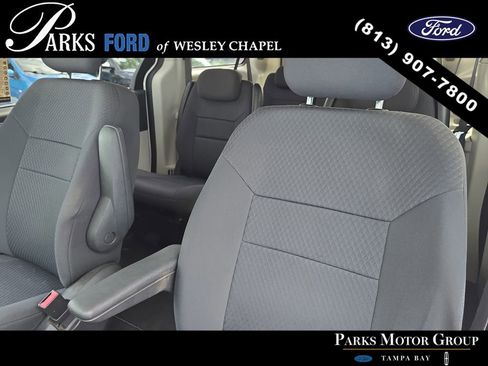Used 2010 Dodge Grand Caravan SXT FWD image 20
