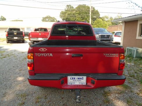 Used 2004 Toyota Tacoma PreRunner RWD image 5