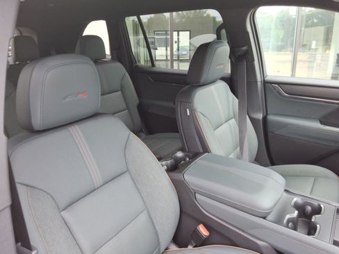 New 2025 GMC Acadia AT4 image 24