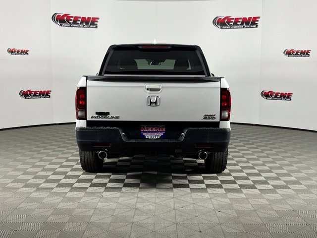 Used 2023 Honda Ridgeline Sport image 8