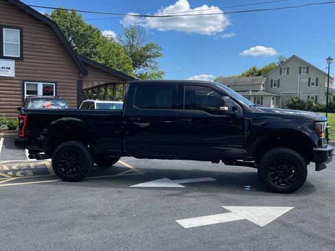 Used 2020 Ford F250 Lariat w/ Lariat Value Package AWD/4WD image 5