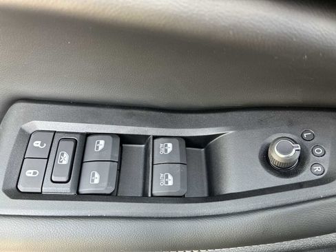 New 2026 Jeep Grand Cherokee L Laredo AWD/4WD image 15