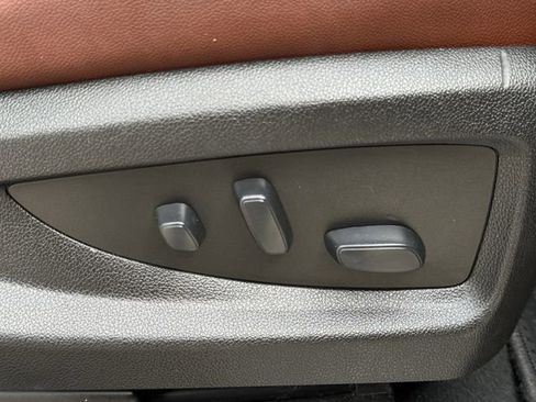 Used 2019 Chevrolet Tahoe Premier w/ Premier Plus Edition image 33