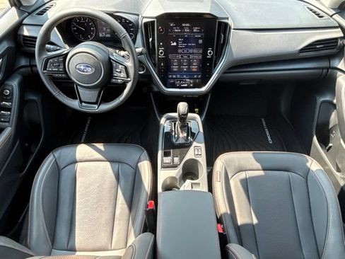 Used 2024 Subaru Crosstrek 2.5i Limited AWD/4WD image 10