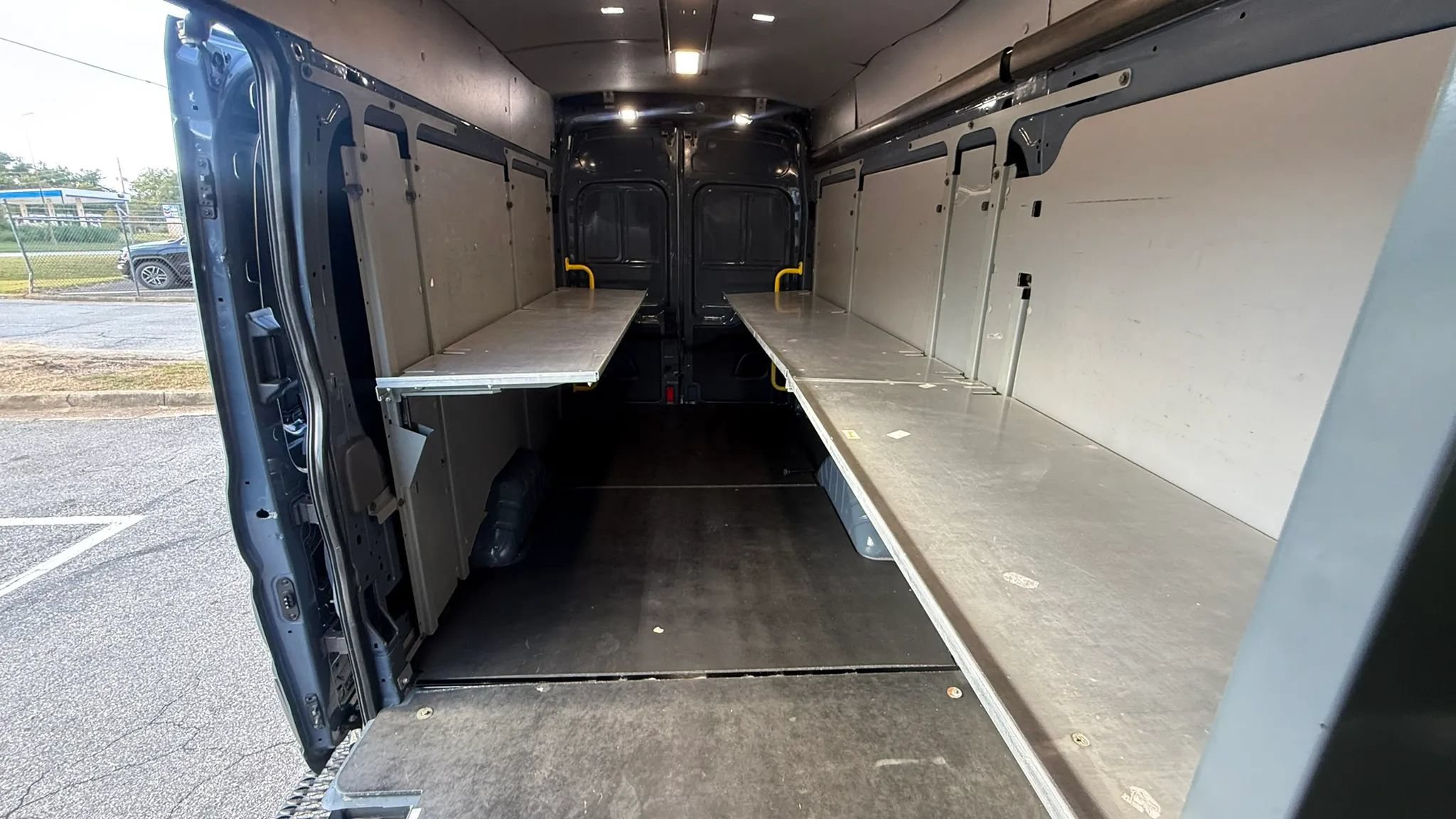 Used 2020 Ford Transit 250 148 High Roof Extended RWD image 16