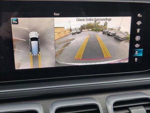 Used 2023 Mercedes-Benz GLS 450 4MATIC image 14