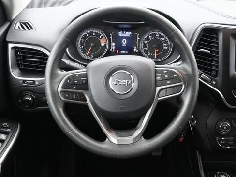 Used 2020 Jeep Cherokee Latitude AWD/4WD image 22