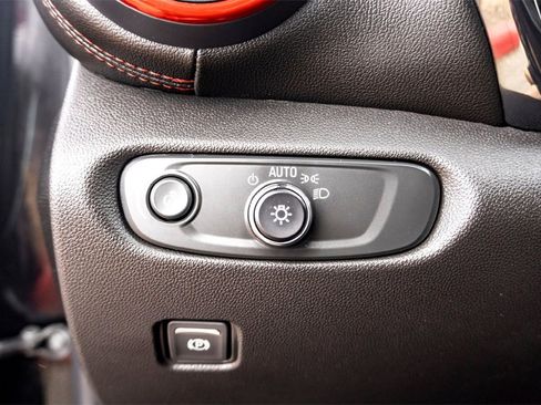 Used 2025 Chevrolet Blazer RS image 16