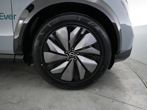 Used 2024 Nissan Ariya AWD image 20