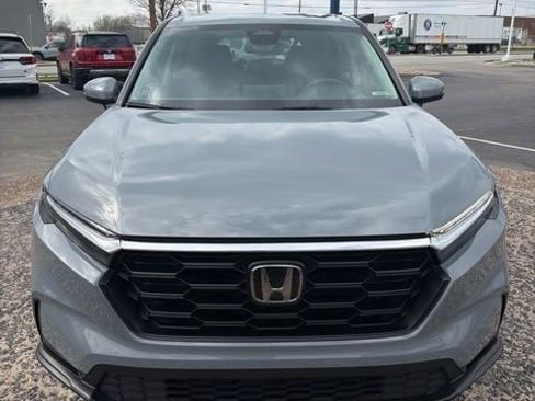 Used 2023 Honda CR-V LX image 8