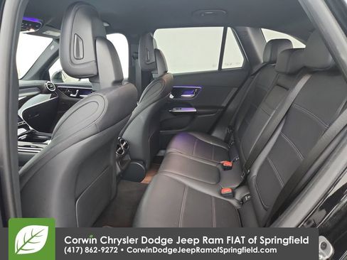 Used 2023 Mercedes-Benz GLC 300 4MATIC image 30