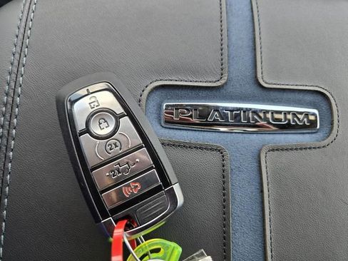 New 2026 Ford F250 Platinum w/ FX4 Off-Road Package image 29