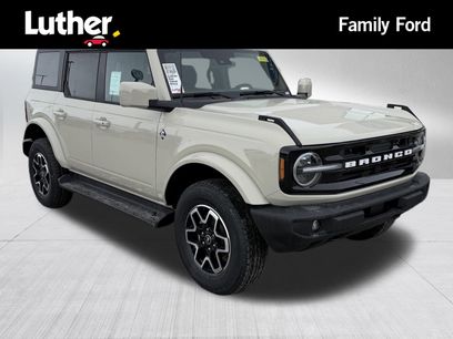 New 2025 Ford Bronco Outer Banks