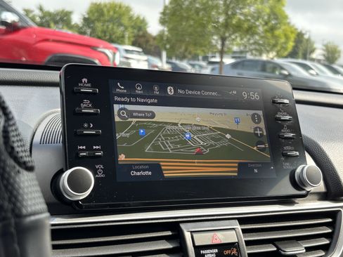 Used 2020 Honda Accord Touring image 23