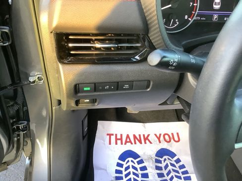 Used 2024 Nissan Sentra SR w/ SR Premium Package image 14