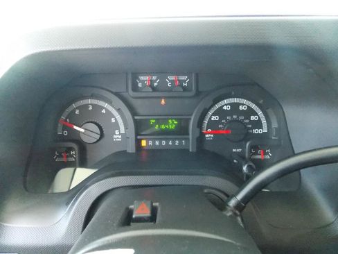 Used 2018 Ford E-350 and Econoline 350 Super Duty w/ Motorhome Prep Package RWD image 4