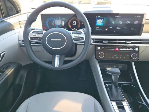 New 2026 Hyundai Tucson SEL image 9