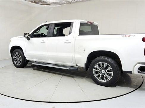 Used 2023 Chevrolet Silverado 1500 RST image 3