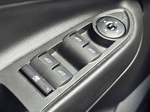 Used 2017 Ford Escape SE w/ SE Cold Weather Package FWD image 22