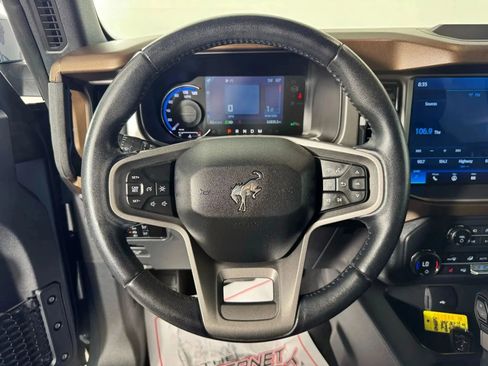 Used 2023 Ford Bronco Outer Banks image 13