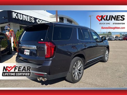 Used 2024 GMC Yukon Denali w/ Denali Reserve Package image 11