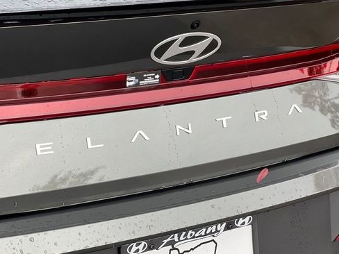 New 2026 Hyundai Elantra Sport image 7